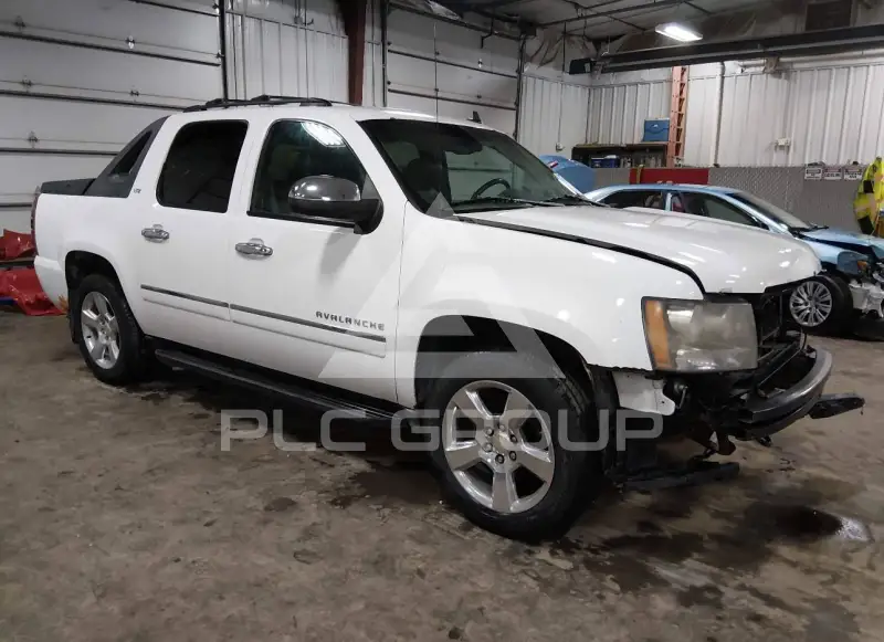 2011 Chevrolet Avalanche фото