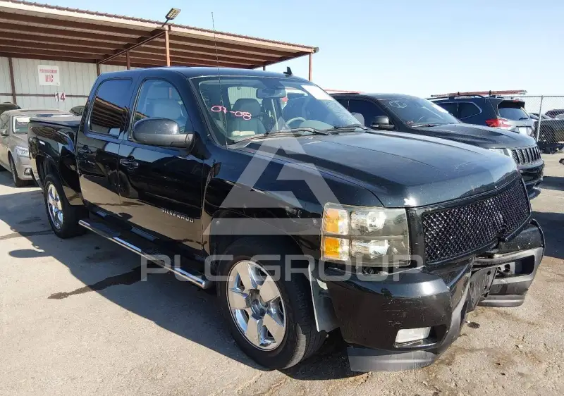 2011 Chevrolet Silverado photo