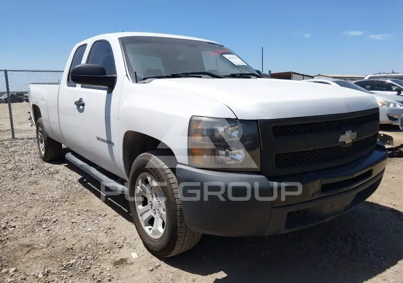 2011 Chevrolet Silverado photo