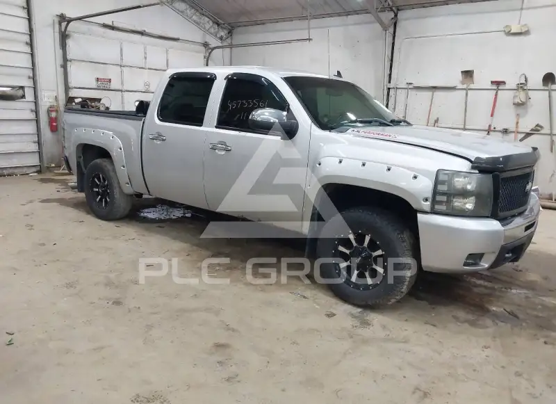 2011 Chevrolet Silverado photo