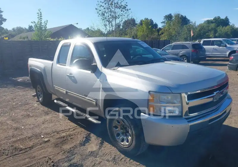 2011 Chevrolet Silverado photo