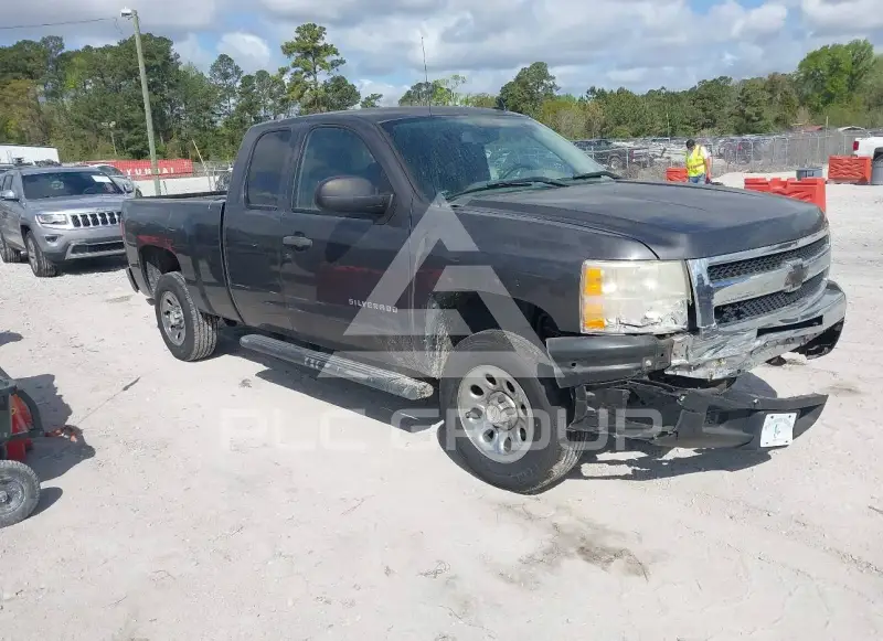 2011 Chevrolet Silverado photo