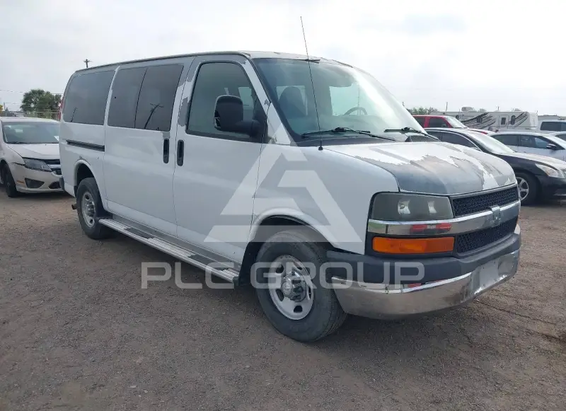 2011 Chevrolet Express фото