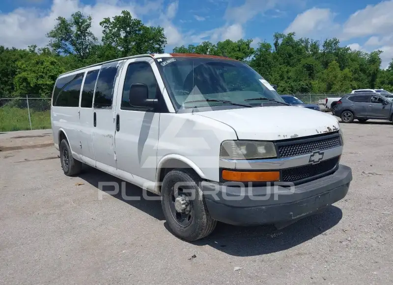2011 Chevrolet Express фото