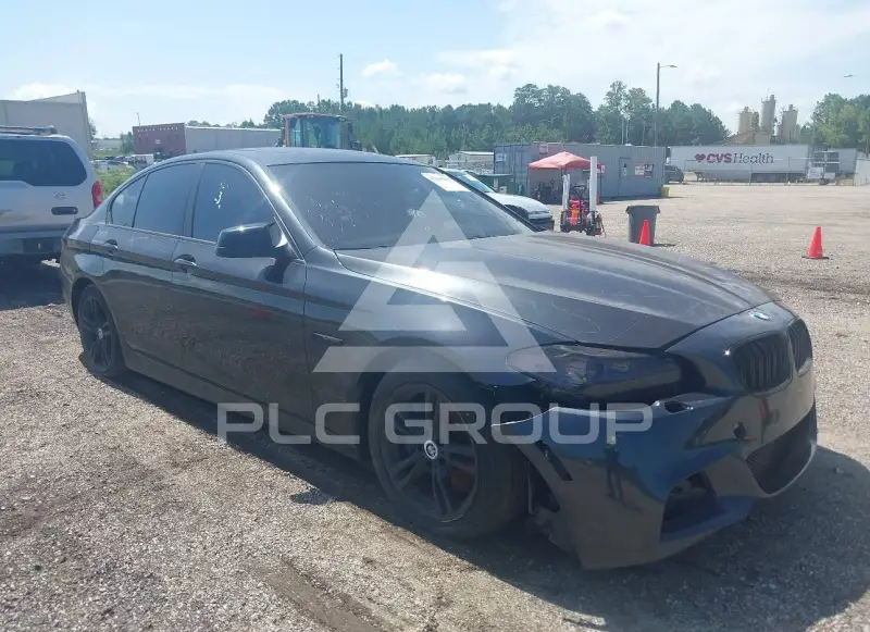 2011 BMW 550 фото