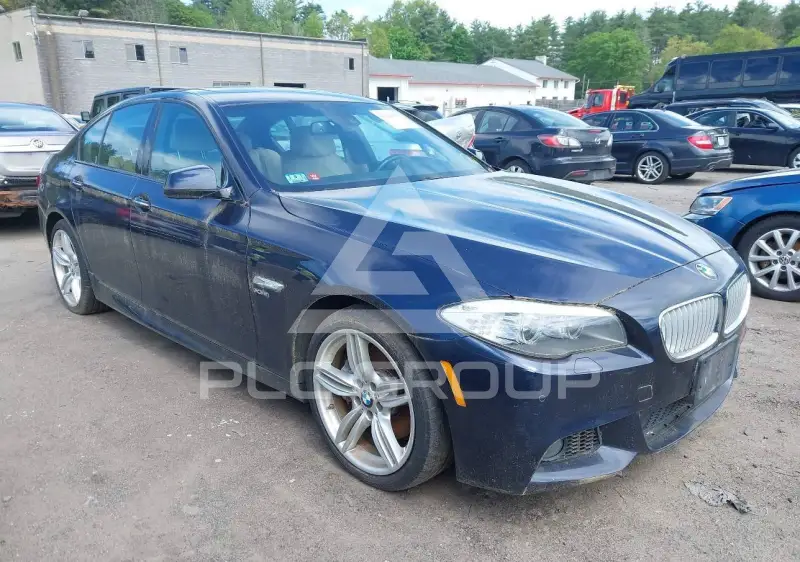 2011 BMW 550 photo