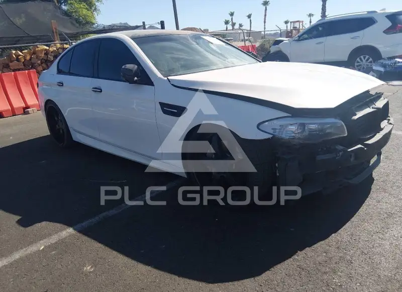 2011 BMW 550 фото