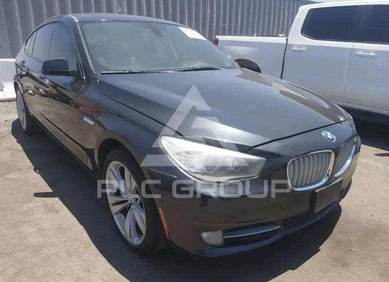 2011 BMW 550 photo