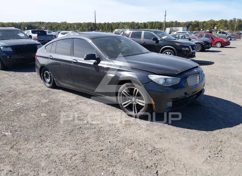 2011 BMW 550 фото