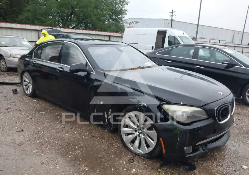 2011 BMW 750 photo
