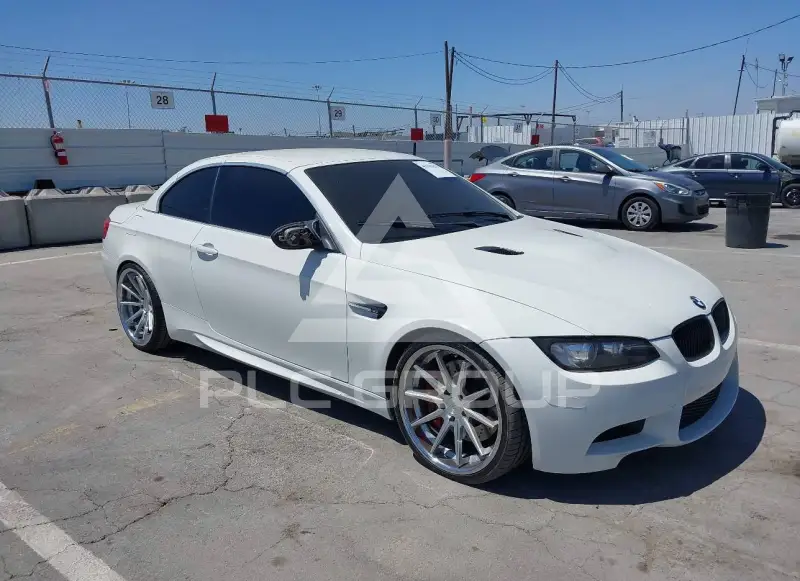 2011 BMW M3 photo