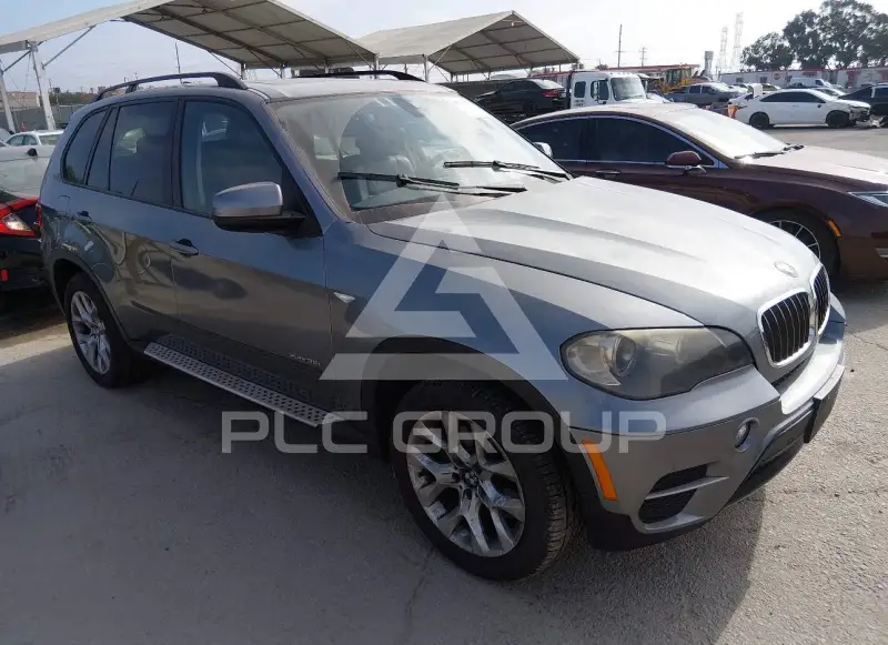 2011 BMW X5 photo