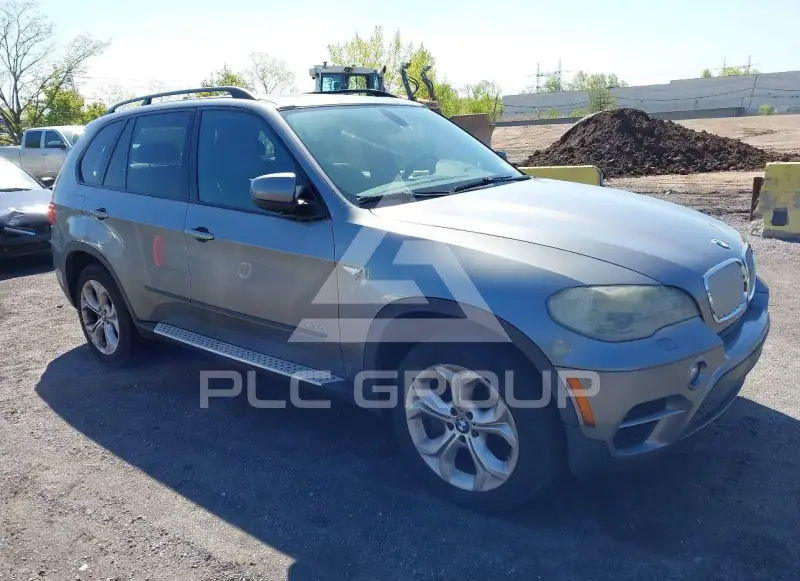 2011 BMW X5 фото
