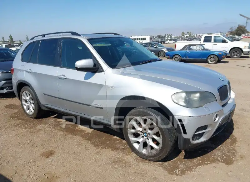 2011 BMW X5 фото