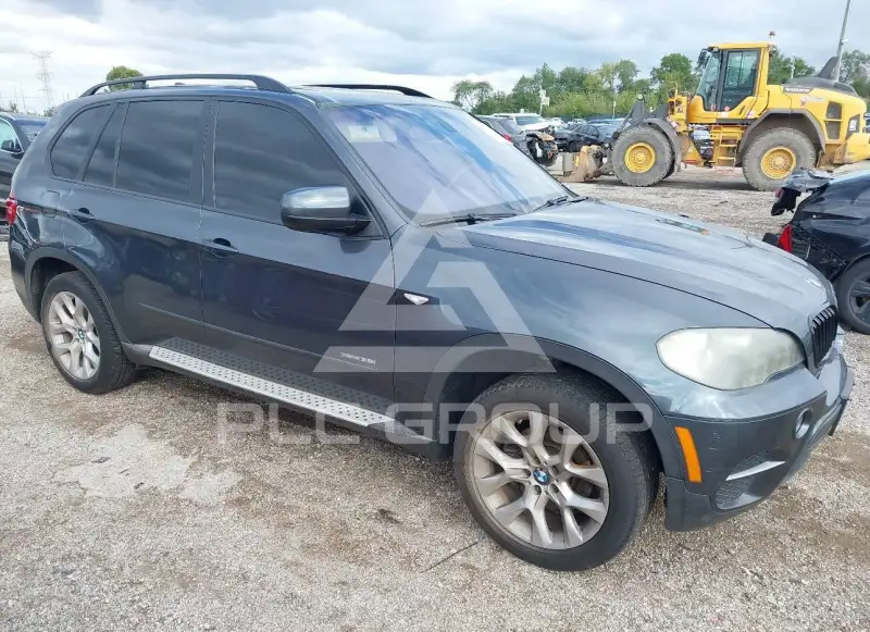2011 BMW X5 фото