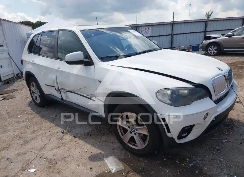 2011 BMW X5 фото