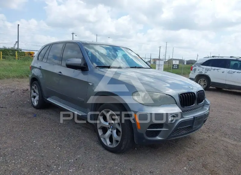 2011 BMW X5 фото