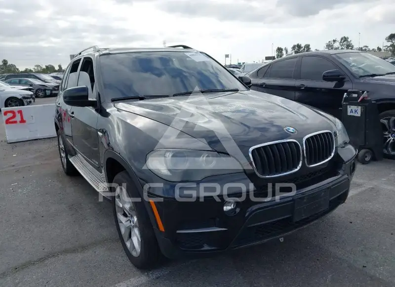 2011 BMW X5 фото