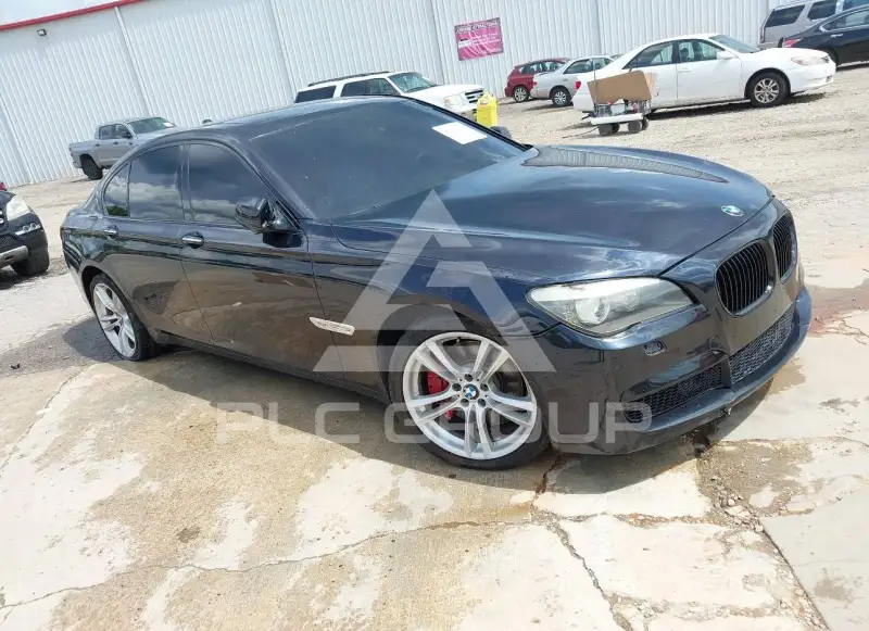 2011 BMW 750 фото