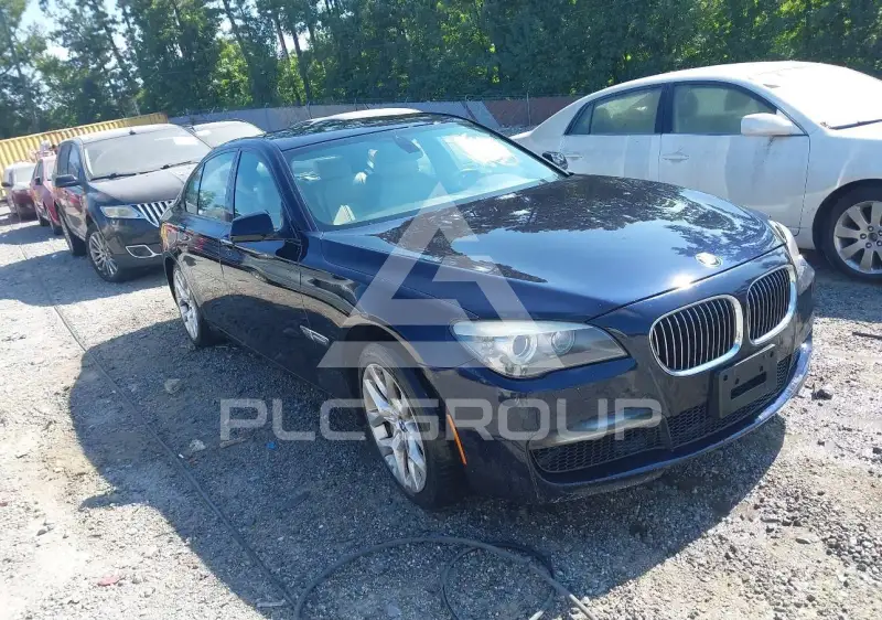 2011 BMW 750 photo