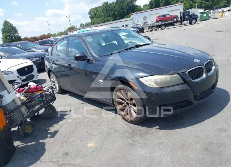 2011 BMW 328 photo