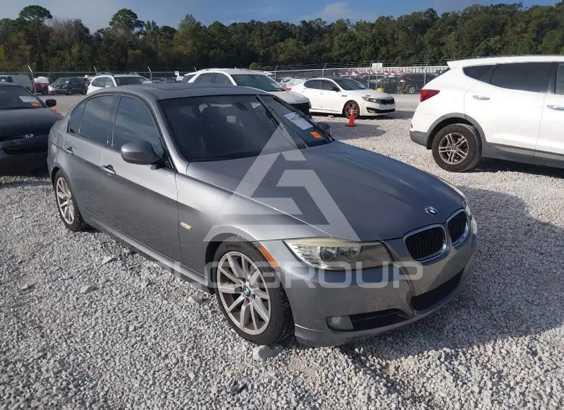 2011 BMW 328 photo