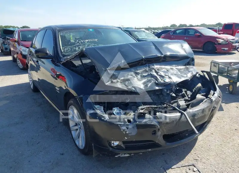 2011 BMW 328 photo