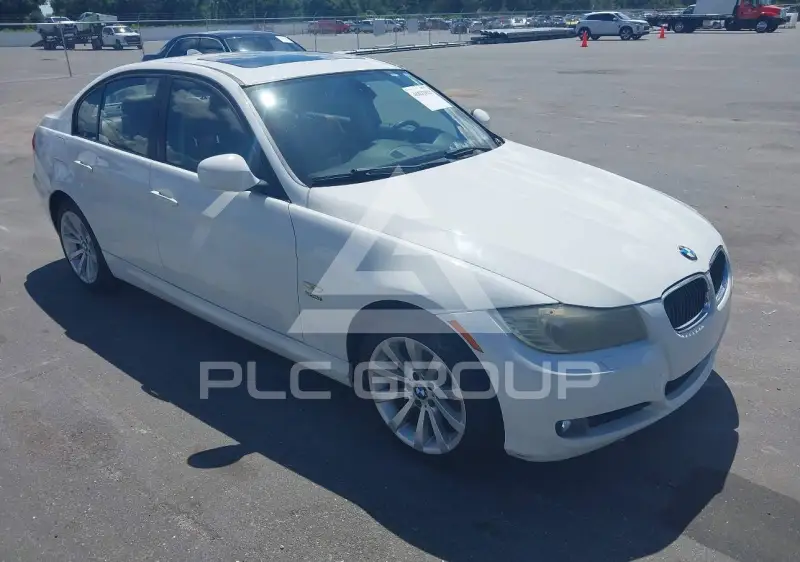 2011 BMW 328 photo