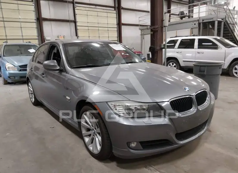 2011 BMW 328 photo