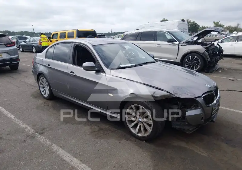 2011 BMW 328 photo