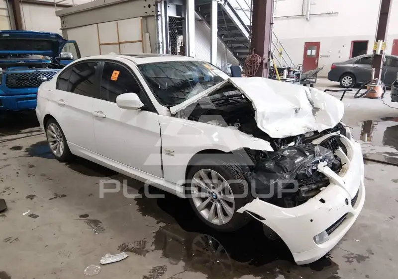 2011 BMW 328 фото