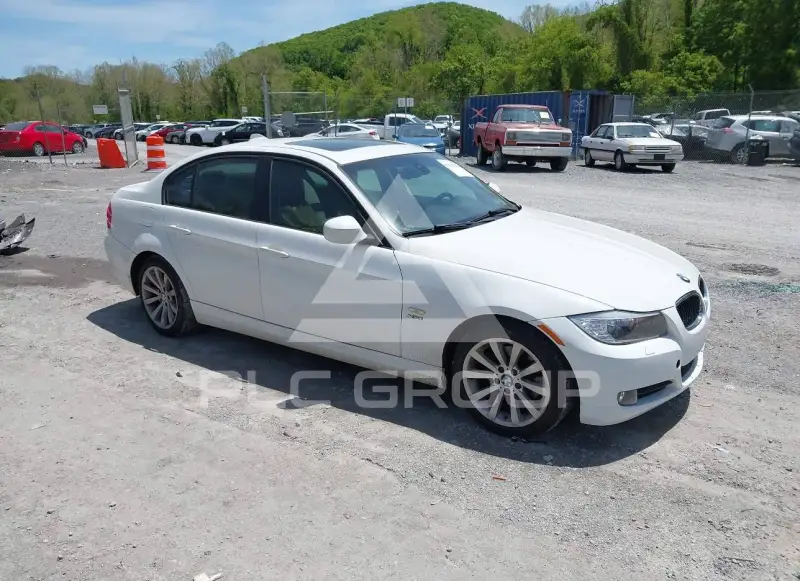 2011 BMW 328 photo