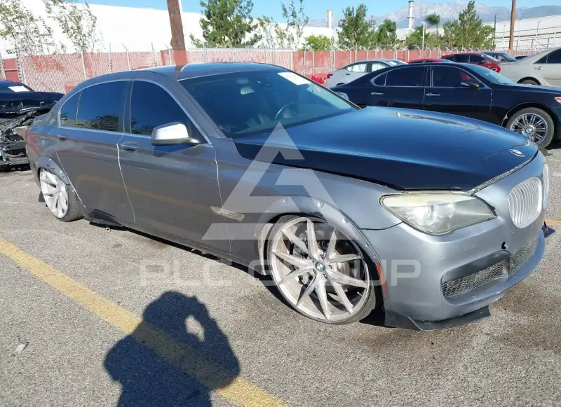 2011 BMW 750 фото