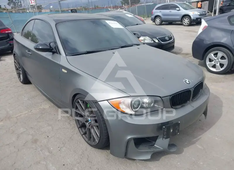 2011 BMW 135 фото