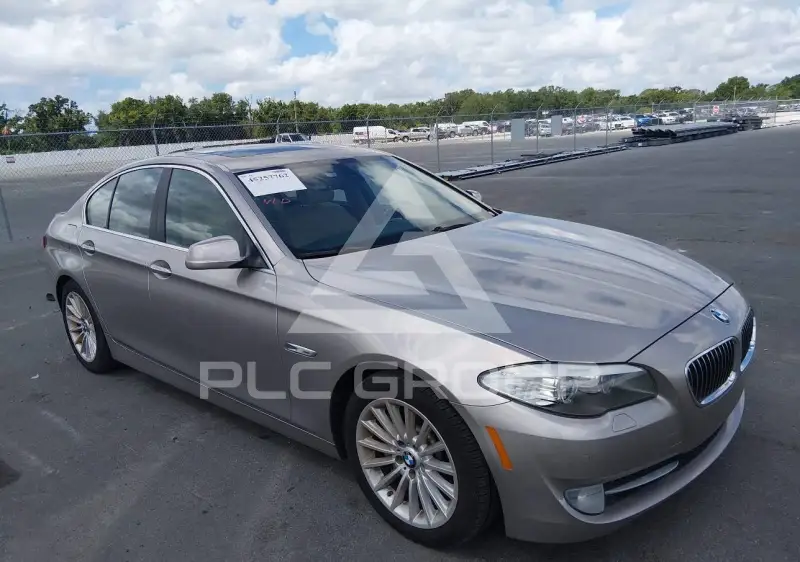 2011 BMW 535 photo