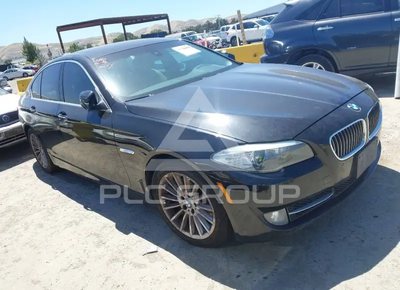 2011 BMW 535 photo