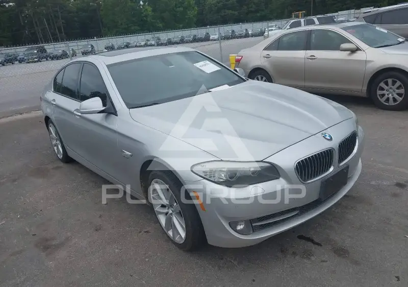 2011 BMW 535 фото