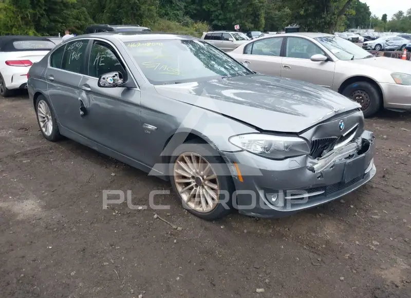 2011 BMW 535 фото