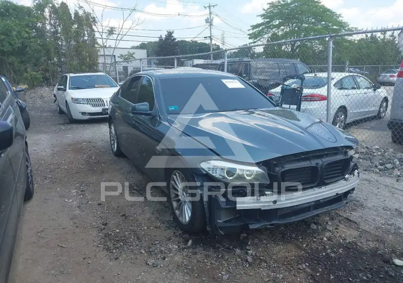 2011 BMW 535 photo
