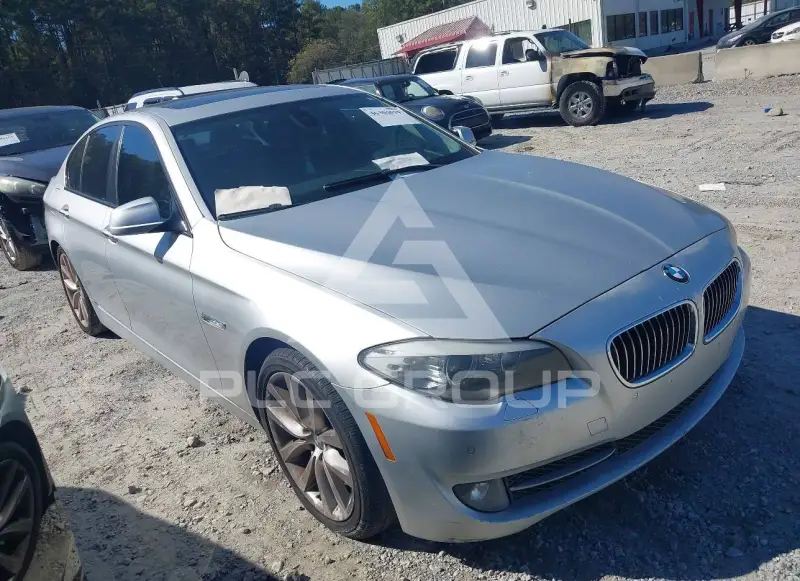 2011 BMW 535 фото