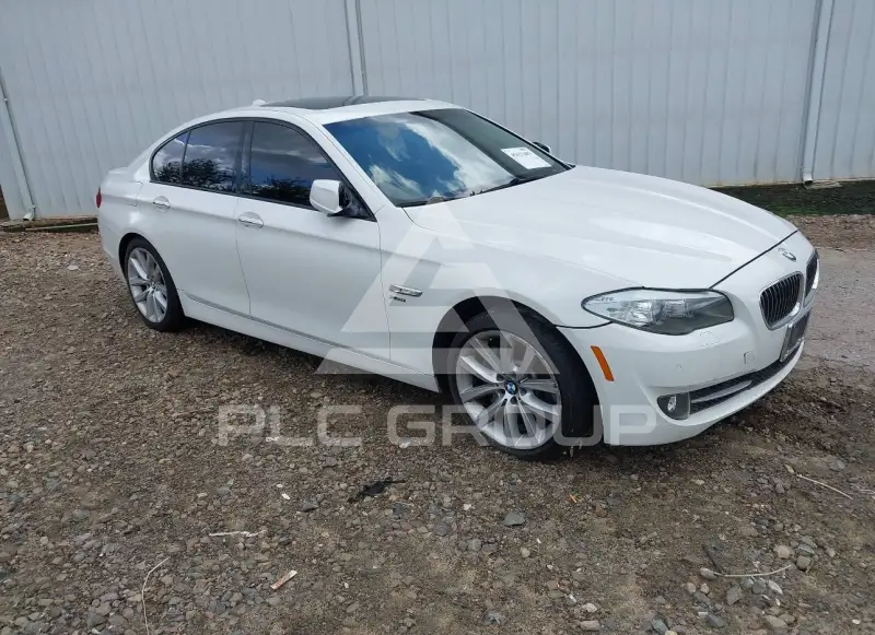 2011 BMW 535 фото