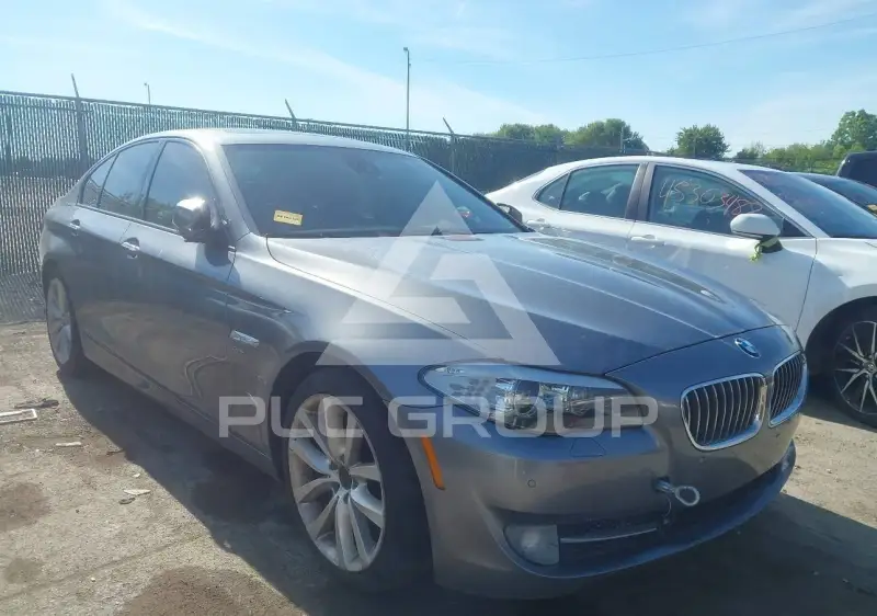 2011 BMW 535 photo