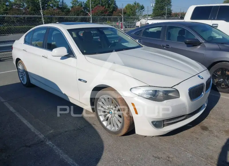 2011 BMW 535 photo