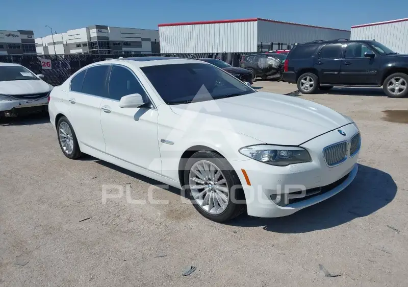 2011 BMW 535 photo