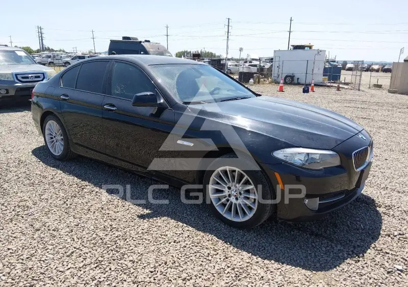 2011 BMW 528 фото