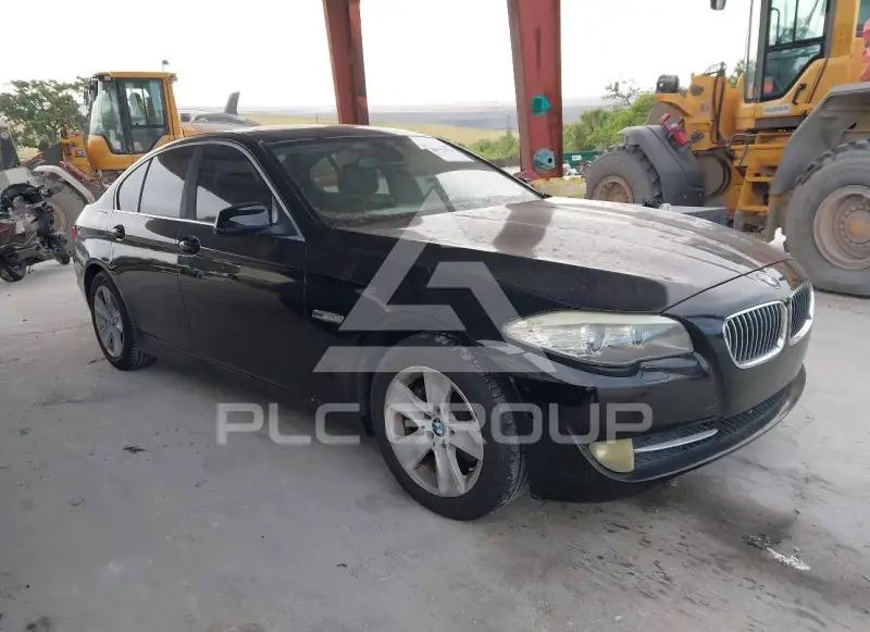 2011 BMW 528 фото