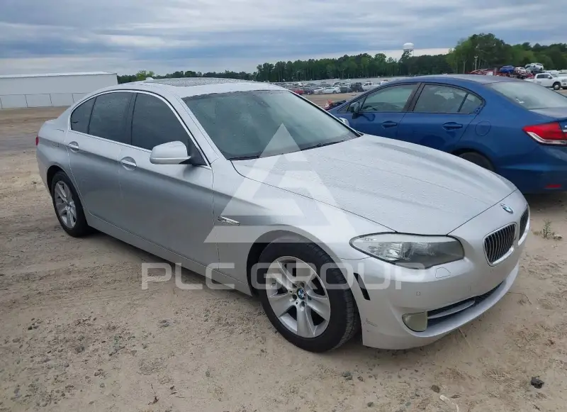 2011 BMW 528 фото