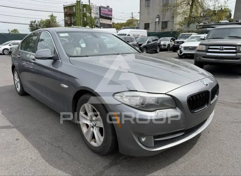 2011 BMW 528 фото
