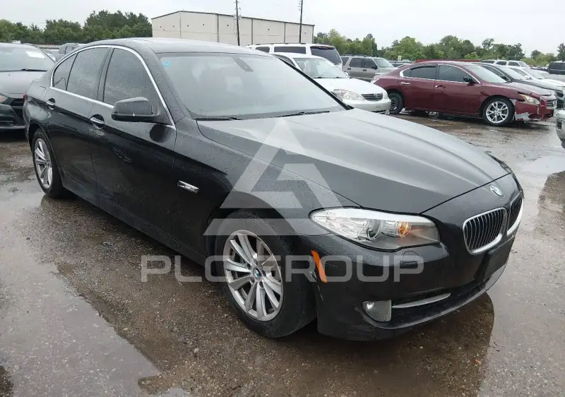 2011 BMW 528 фото
