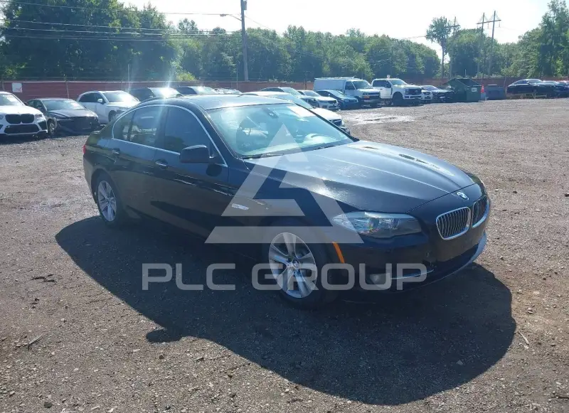 2011 BMW 528 фото